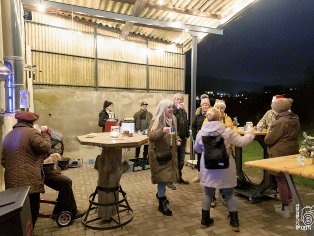 Weihnachtsfenster 4 - Humeser Stra&szlig;e