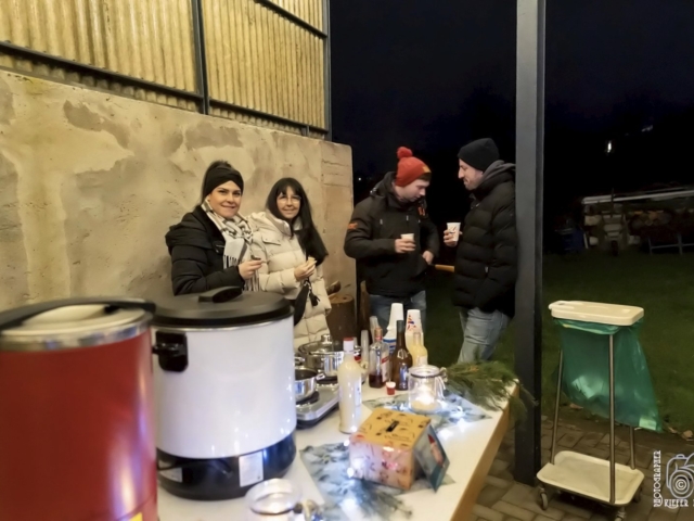 Weihnachtsfenster 4 - Humeser Stra&szlig;e