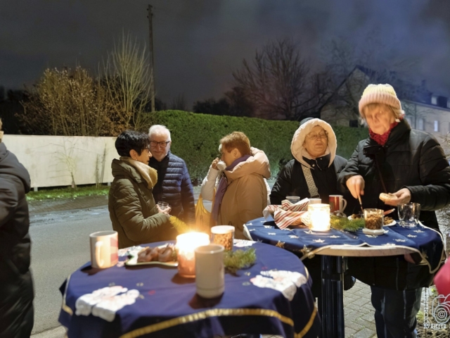 Weihnachtsfenster 16 - Illinger Stra&szlig;e