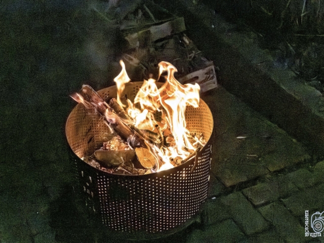 Weihnachtsfenster 16 - Illinger Stra&szlig;e